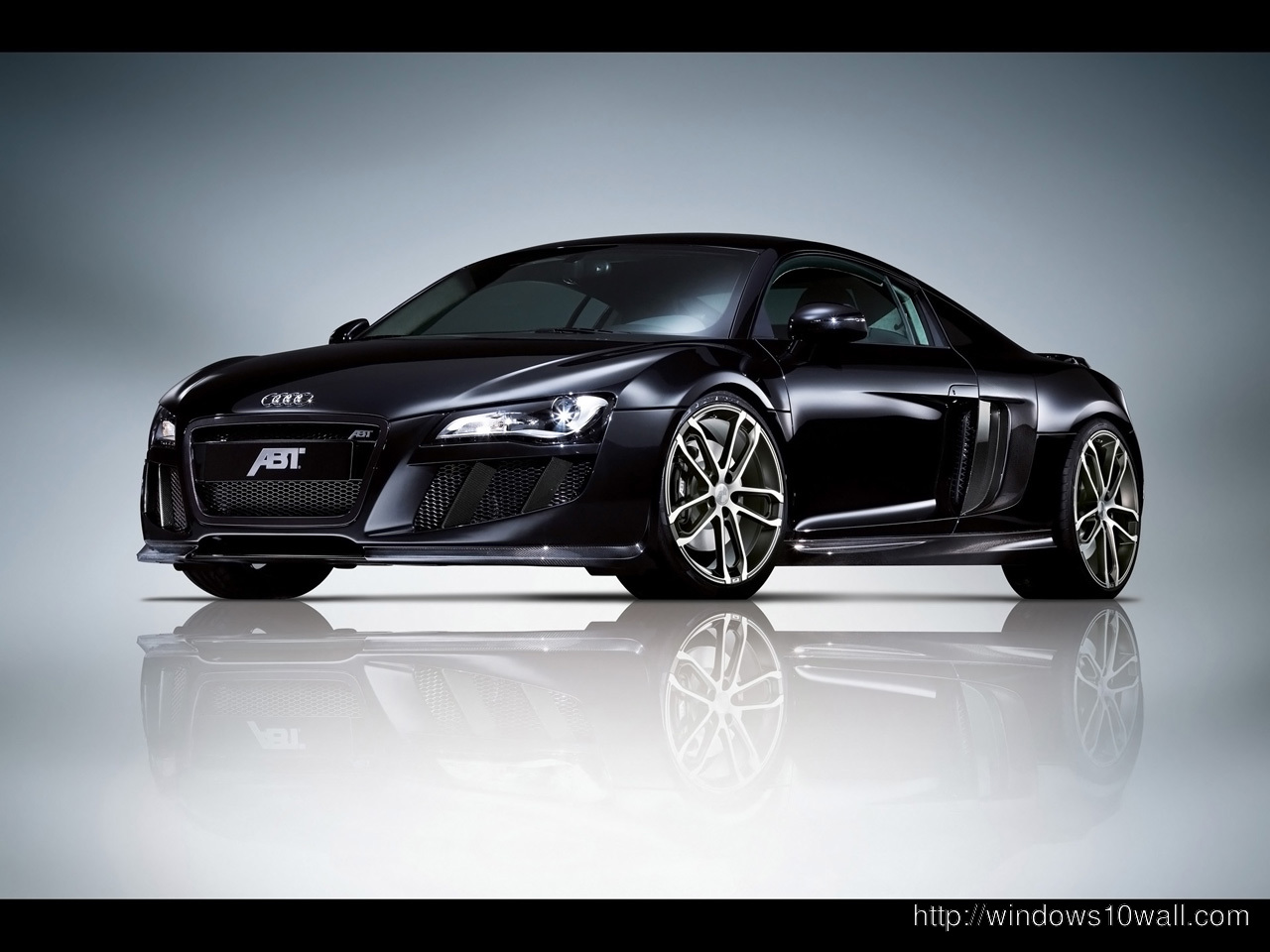 New Audi R8 with HRE 546R Wheels Black or Silver