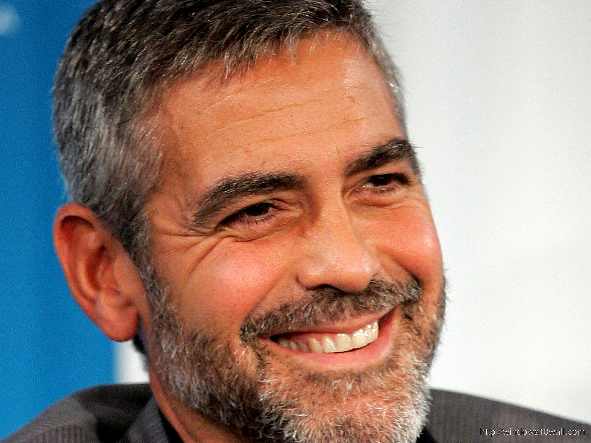 George Clooney Smiling Wallpaper