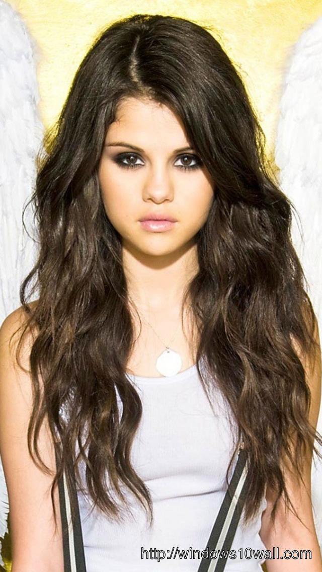 Selena Gomez Cute IPhone 5 Hd Wallpaper