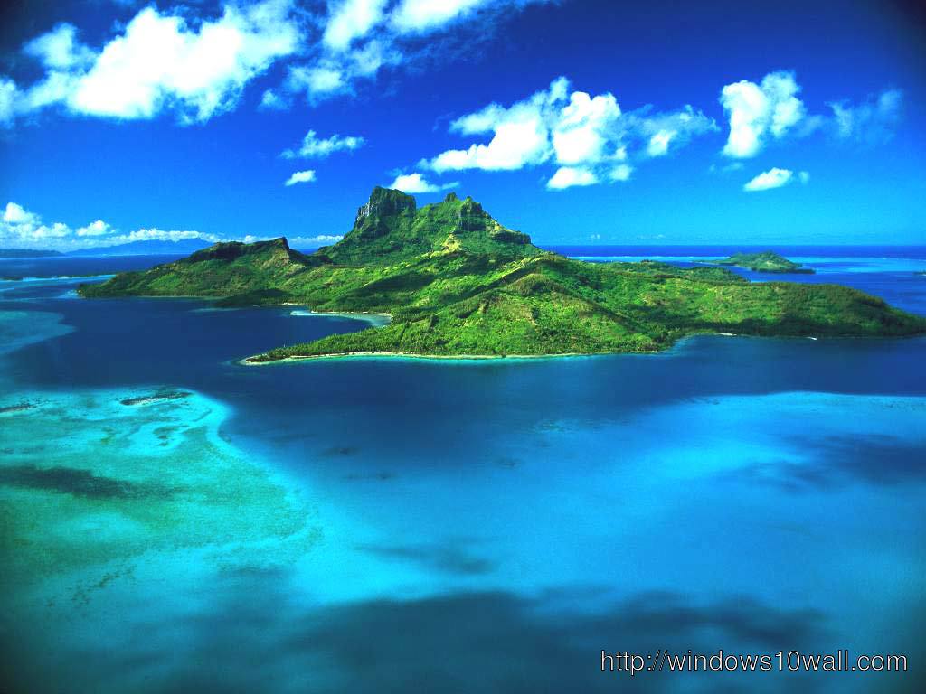 Awesome Blue Sky and Blue Water Animated Background Wallpaper